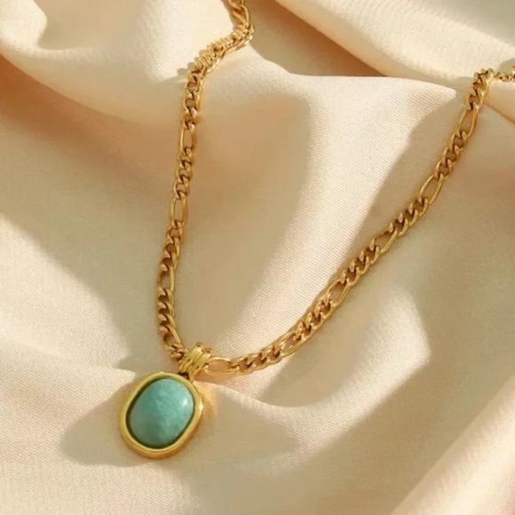 Jewelry - NEW 18K GOLD FIGARO CHAIN NECKLACE